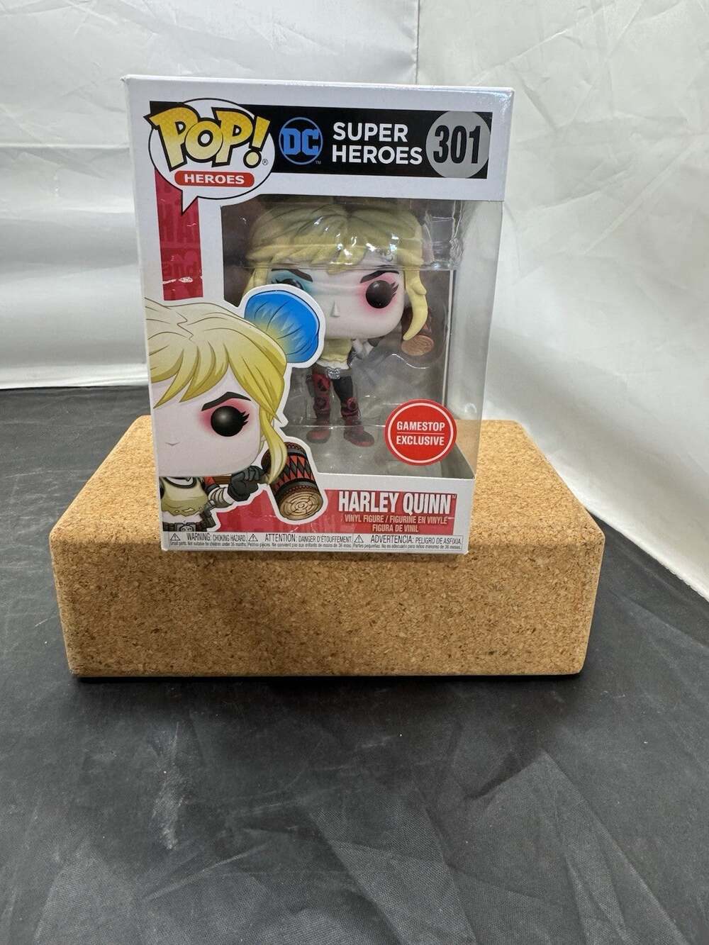 Funko Pop DC Super Heroes Harley Quinn 301 GameStop Exclusive Vaulted New